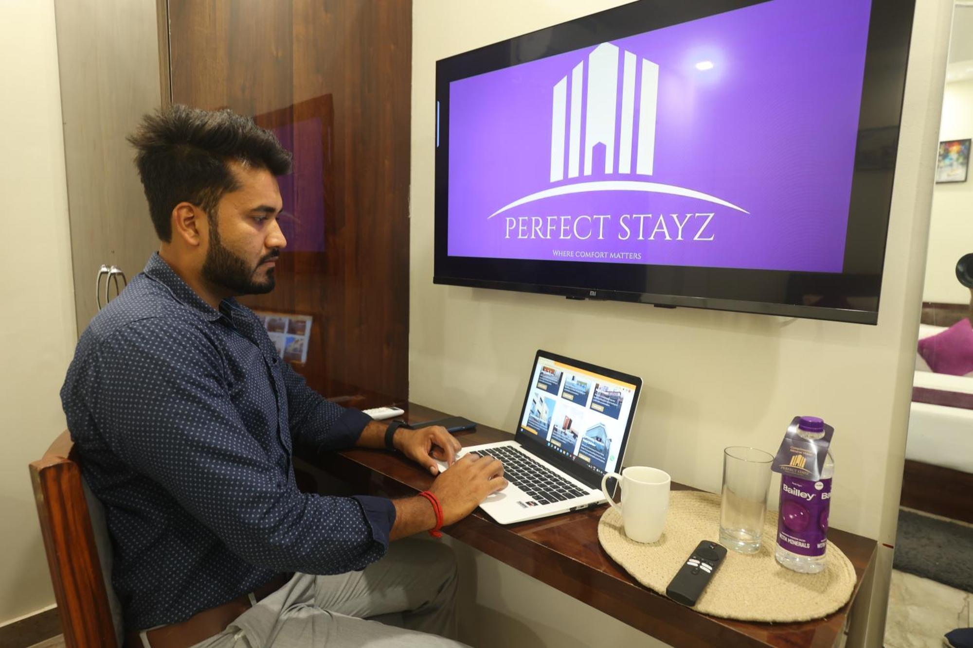 Perfectstayz Premium At Mall Road Masuri Exterior foto