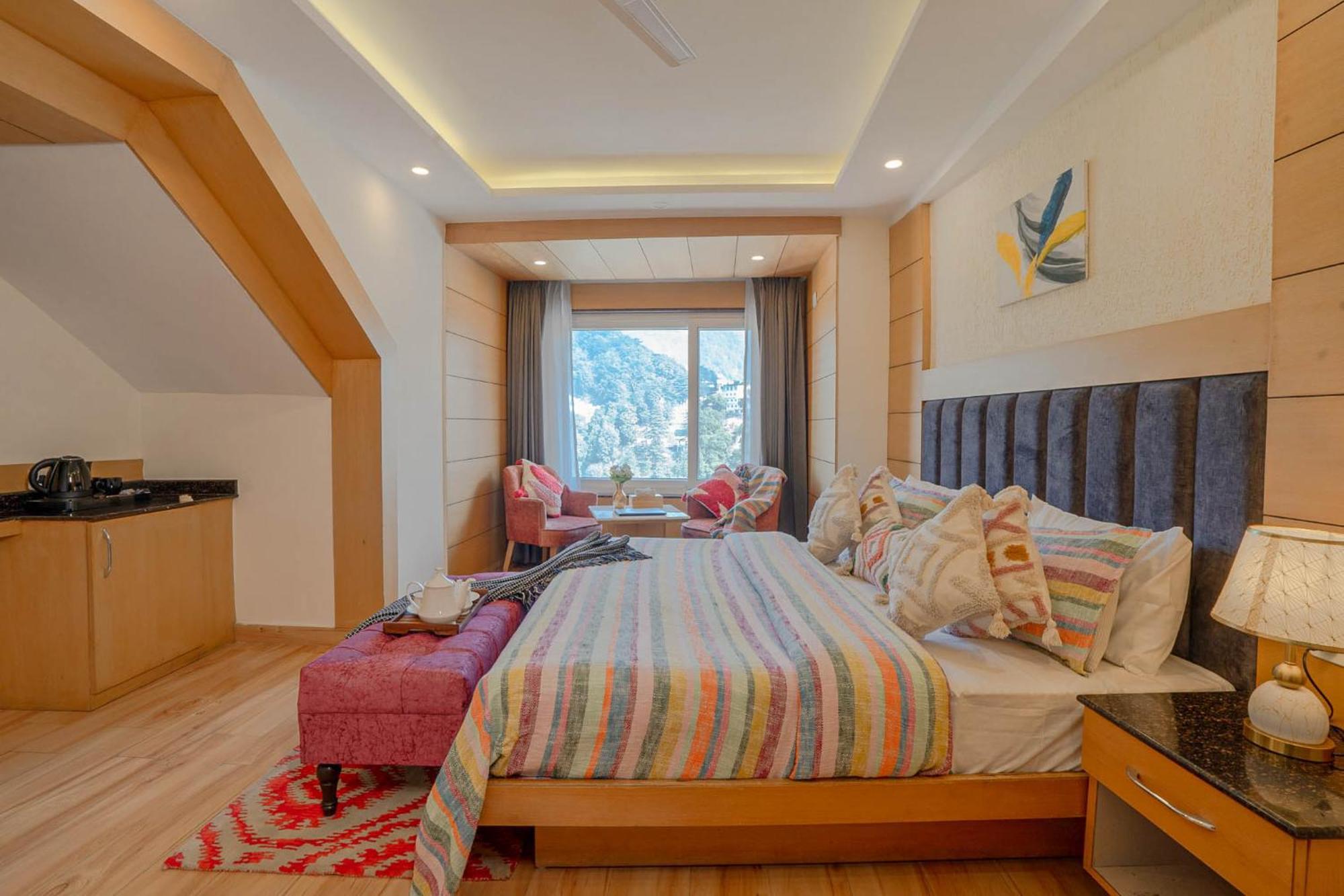 Perfectstayz Premium At Mall Road Masuri Exterior foto